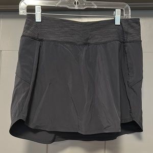 Black Outdoor Voices Skort, size medium